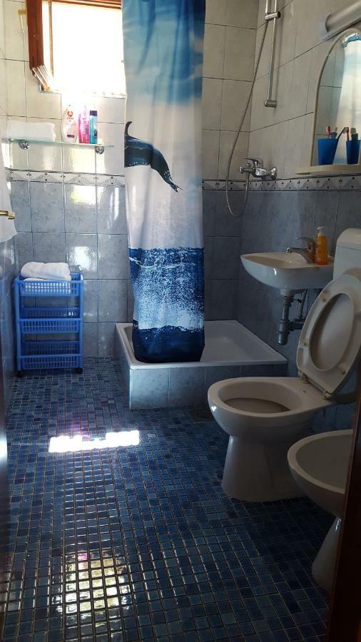 Apartmani I & J Seric Seget Vranjica Exteriör bild